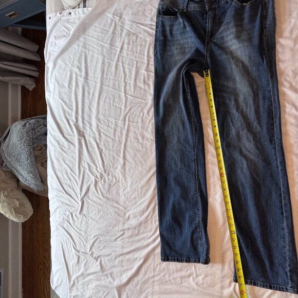 Wallflower Luscious Curvy Fit Bootcut Size 14 Plus Long EUC - Picture 2 of 8